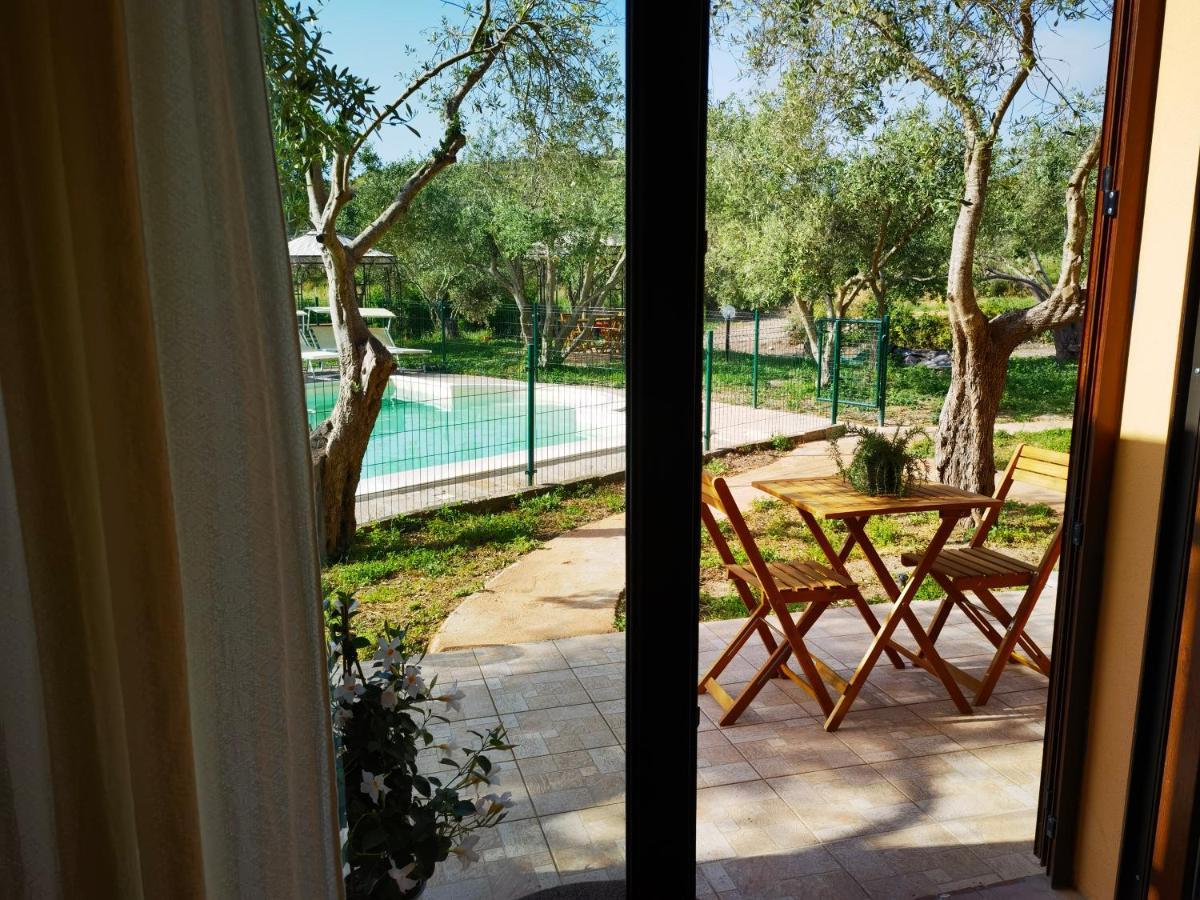 La Corte Degli Ulivi - Albergo Rurale Tresnuraghes Zewnętrze zdjęcie