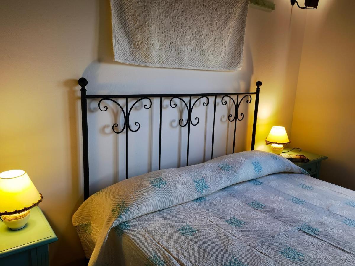 La Corte Degli Ulivi - Albergo Rurale Tresnuraghes Zewnętrze zdjęcie