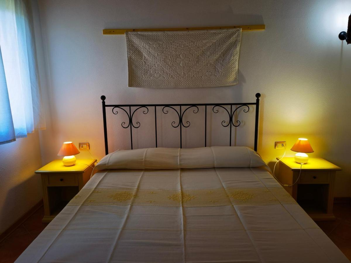 La Corte Degli Ulivi - Albergo Rurale Tresnuraghes Zewnętrze zdjęcie