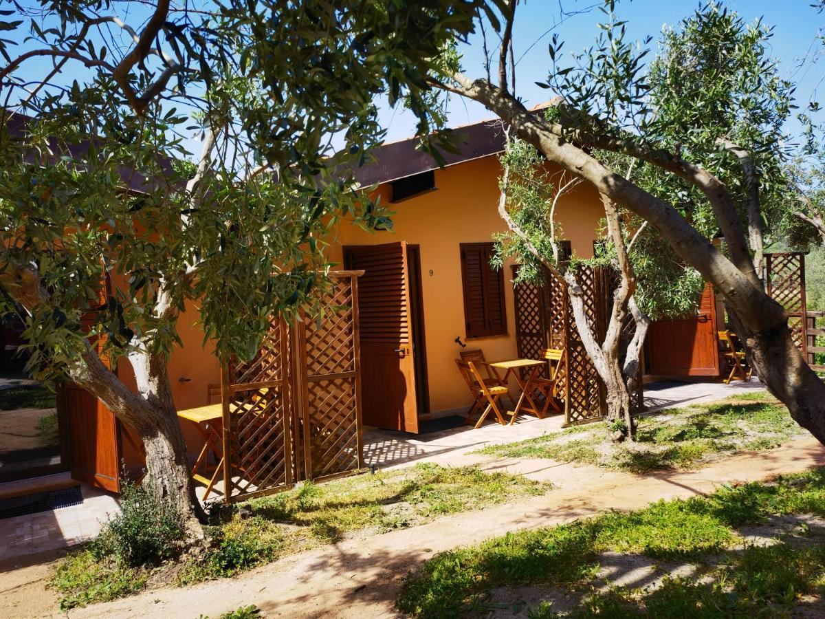La Corte Degli Ulivi - Albergo Rurale Tresnuraghes Zewnętrze zdjęcie